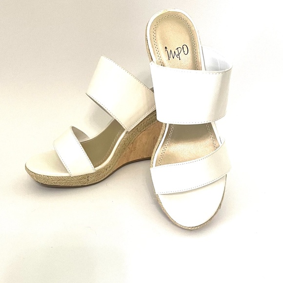 Women's wedge sandals size 8M - NEW ITEM - Picture 1 of 6